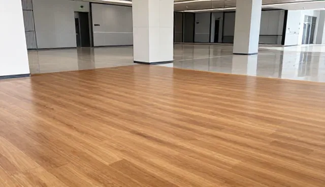 办公空间全屋地板套装安装误区与处理方法